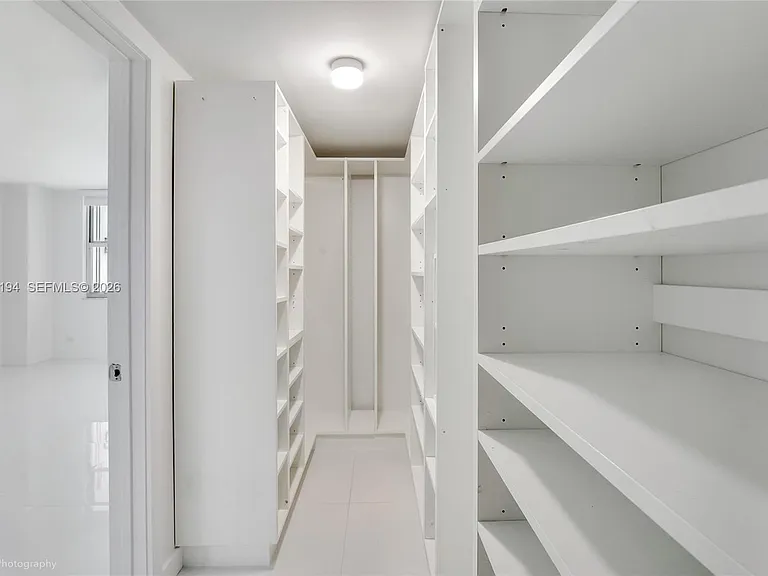 6039 Collins Ave #1222 — Photo 9