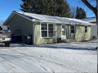 404 Mallard Rd, Winnebago, IL 61088