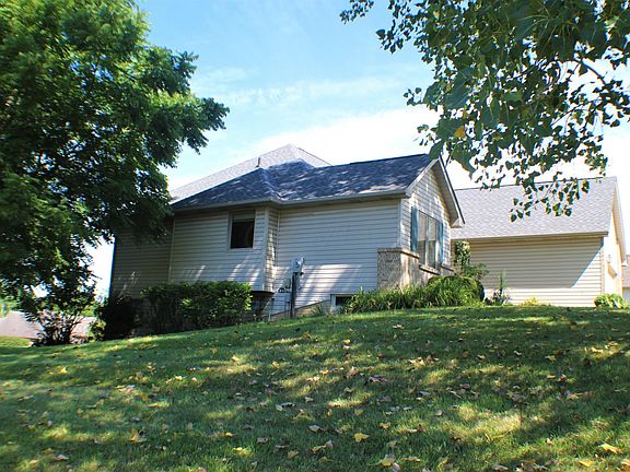 2nd image of 1 Brook Run Ct