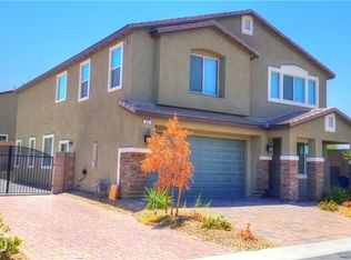 25 Vega Ridge Way, Las Vegas, NV 89183