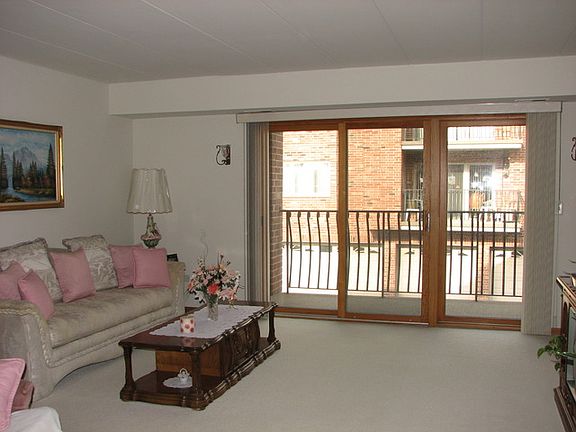 5th image of 6219 W 94th St APT 2NW