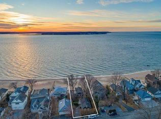 15 Argyle Dr, Northport, NY 11768