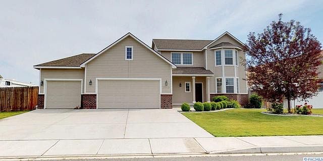 1st image of 3705 Hazelwood Dr