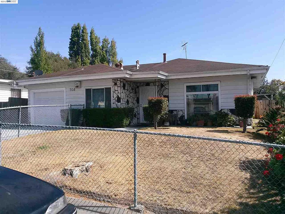 1st image of 708 Banks Dr