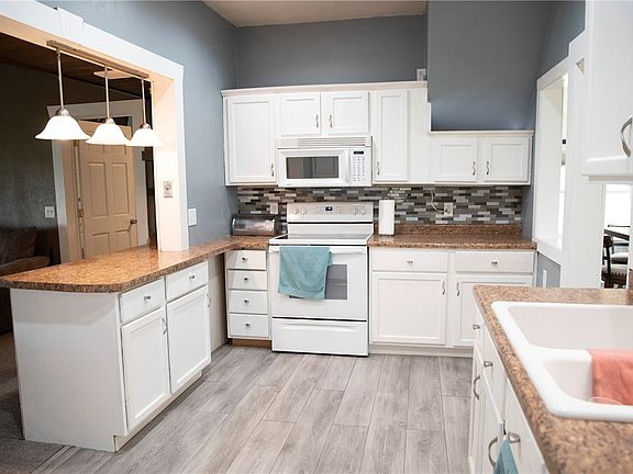 4th image of 3026 11th Street