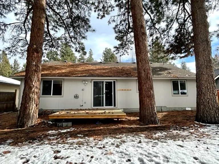 1157 SW Silver Lake Blvd — Photo 20