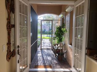 6013 Highwood Park Ln, Naples, FL 34110