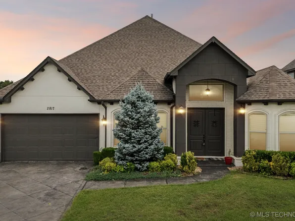 905 W Elmira St, Broken Arrow, OK 74012