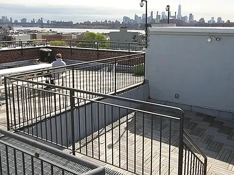 119 Eagle St #1B — Photo 10