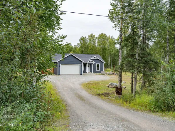8961 W Emil Dr, Wasilla, AK 99623