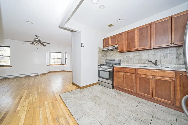Rented by Level Group | media 2