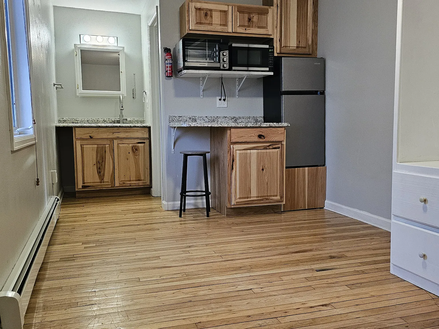 Studio, 250 sqft, $850 — Photo 4