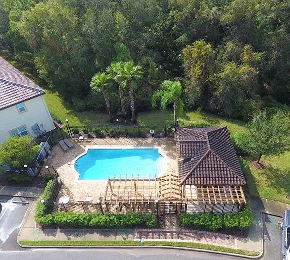 3 bed, 1790 sqft, $2,485 — Photo 4