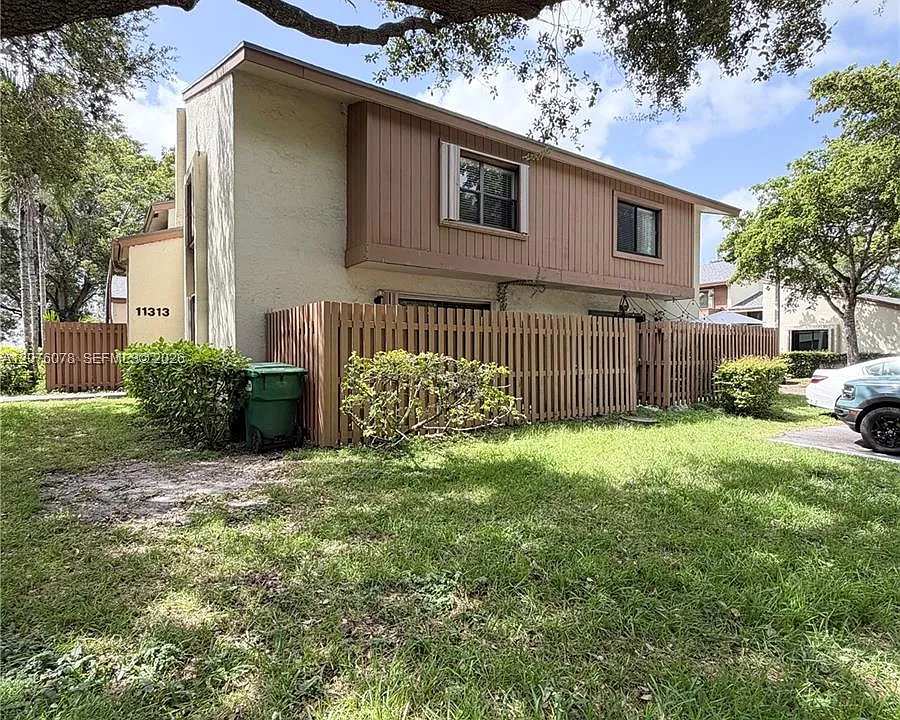 11313 SW 109th Rd #61-B