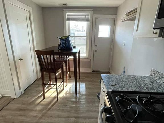 5th image of 875 E 2nd St #2