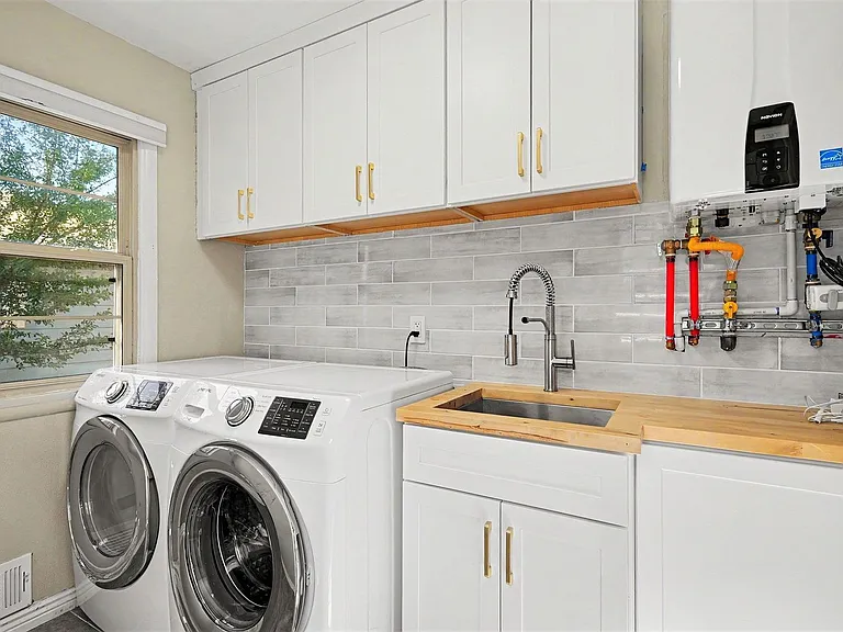 2760 S Kearney St — Photo 15