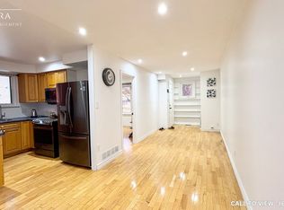 1108 Valley Ct #1, Oshawa, ON L1J3M5