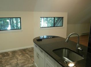 38 Great Meadow Ln, Avon, CT 06001