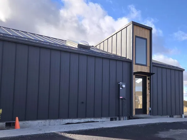 424 E Palouse River Dr, Moscow, ID 83843