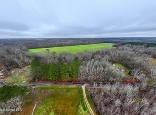 73 Valley Dr, Byhalia, MS 38611