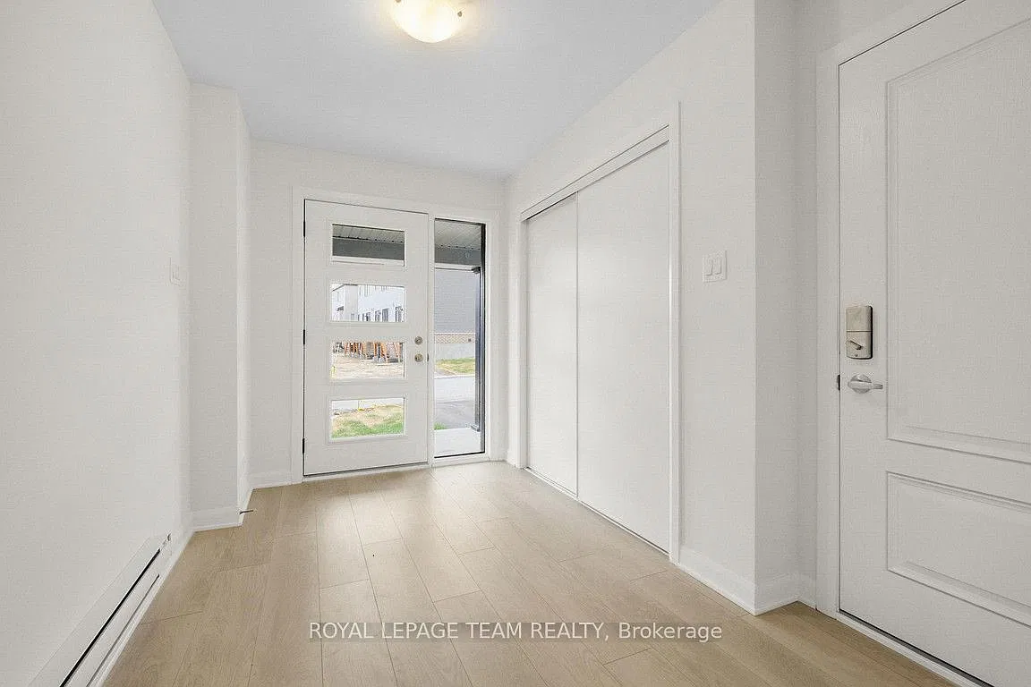 3 bed, $2,500 — Photo 3
