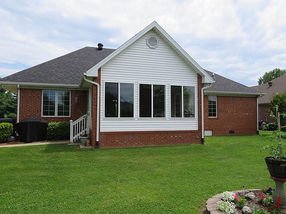 3rd image of 3747 Pine Lake Ct