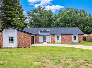 21 Forest Dr, Cabot, AR 72023