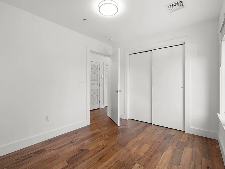 245 E Main St #2 — Photo 24