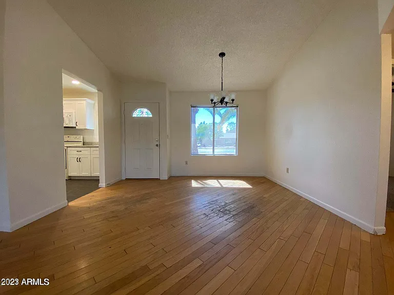1913 N Bullmoose Dr — Photo 10