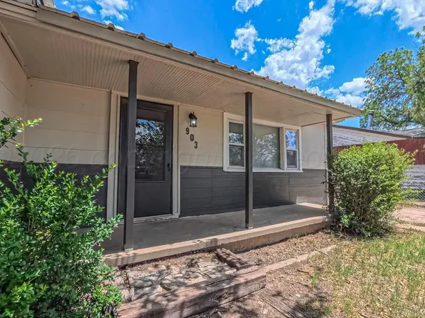 903 S Ridgeland Ave, Fritch, TX 79036