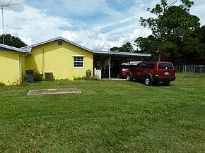 3rd image of 2736 NE 103rd Ave