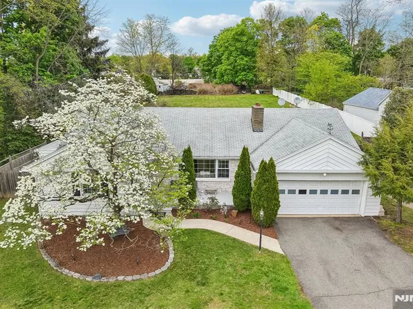 921 Linwood Avenue, Ridgewood, NJ 07450