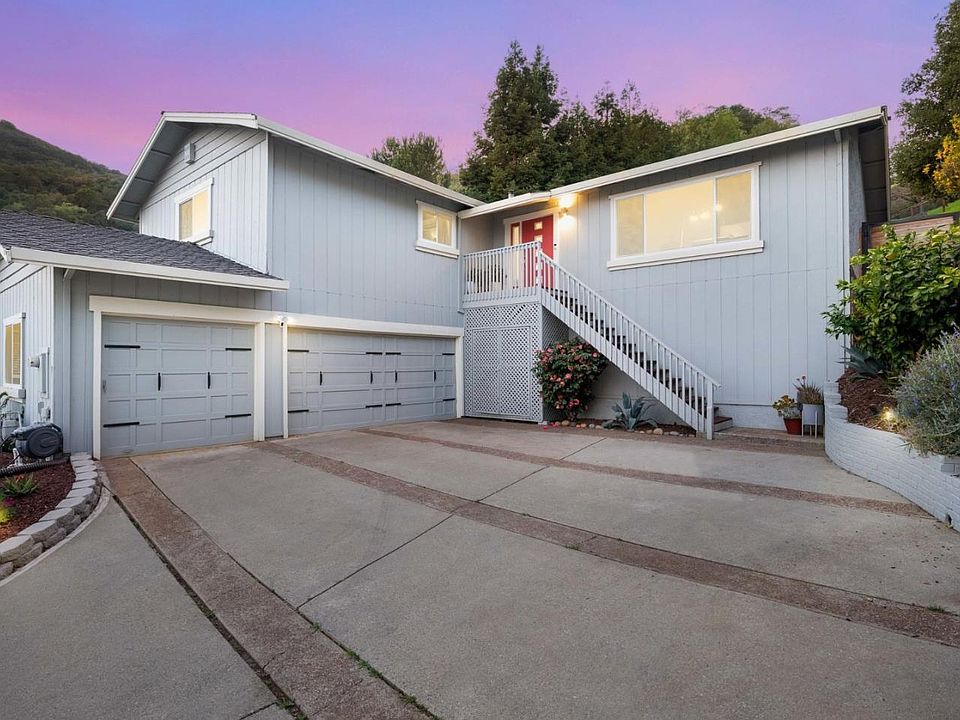 1st image of 585 Bonnie View Ct
