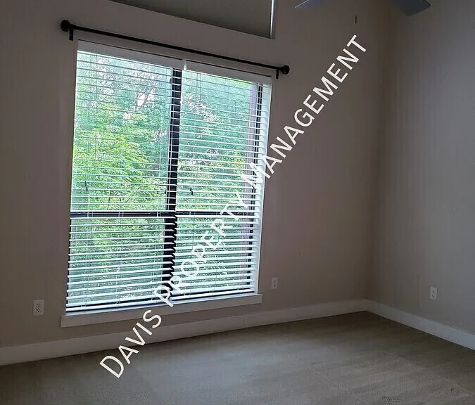 4605 Cedar Springs Rd #337 — Photo 15
