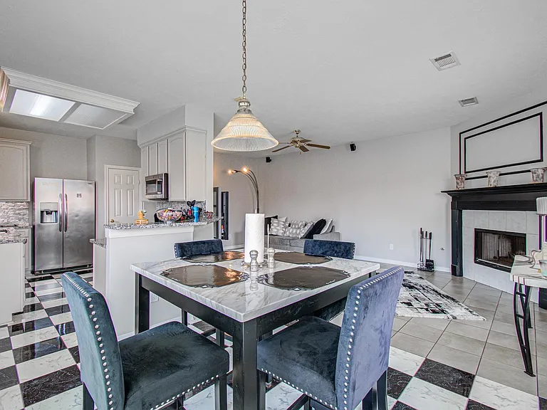 3043 W Hampton Dr — Photo 20