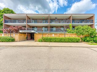 63 Conroy Cres #58, Guelph, ON N1G 2V5