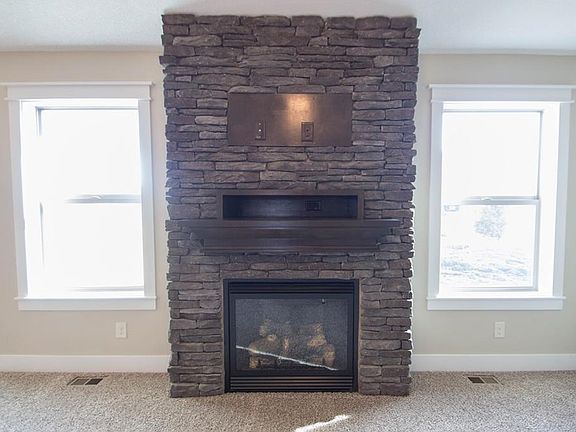 3rd image of 3213 NW Trestle Point Dr