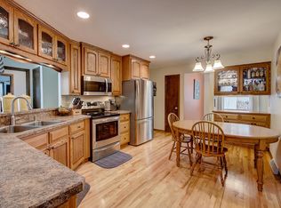 5000 S 65th St, Greenfield, WI 53220