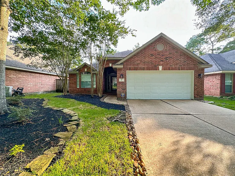 27 Auburn Path Dr — Photo 2