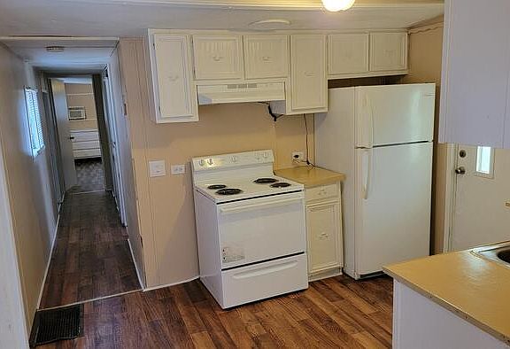 3rd image of 2827 Friendly Ln Lot 6