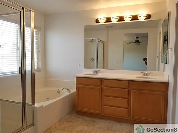 4th image of 11073 Hillsborough Ct