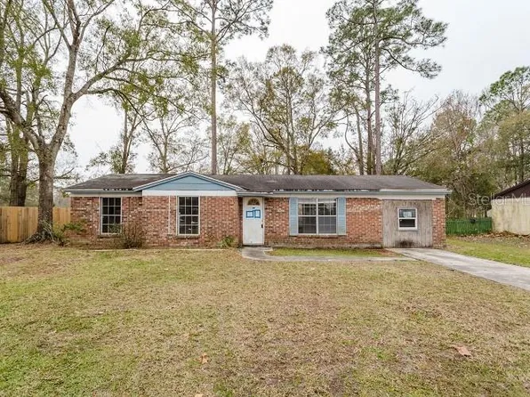 1704 Mary Beth Dr, Middleburg, FL 32068