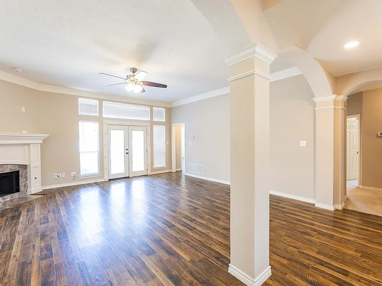3015 Oak Dr — Photo 7
