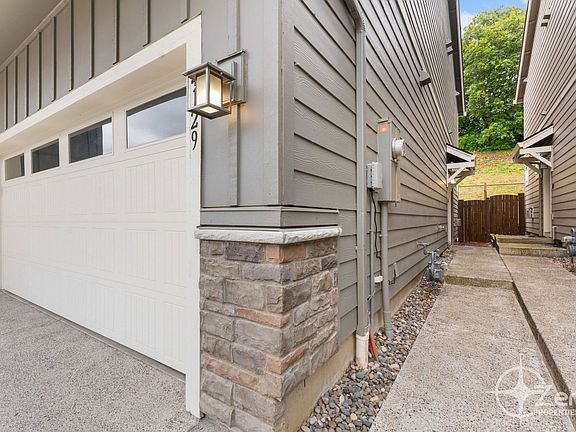 2nd image of 4129 N Canyon Cir
