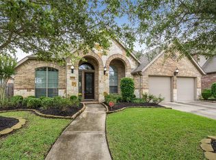 5331 Heath River Ln, Sugar Land, TX 77479
