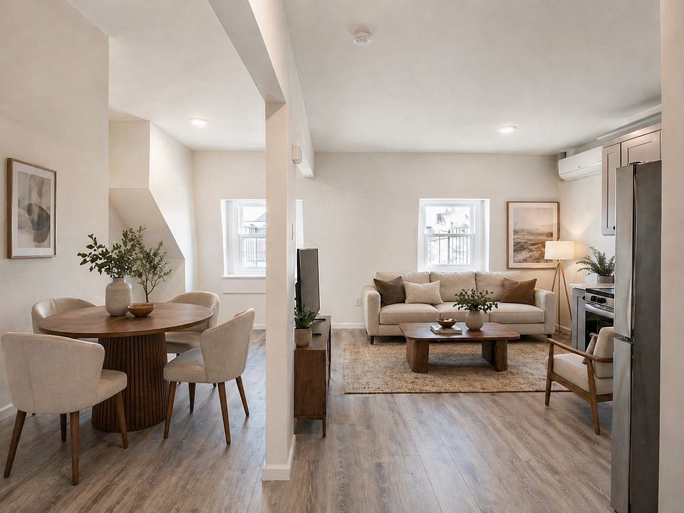 1st image of 79 Chambers St Floor 3