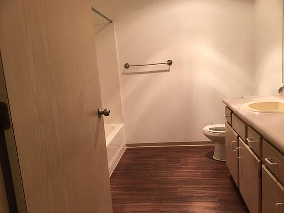 3rd image of 3656 Bridgeport Way W APT A103