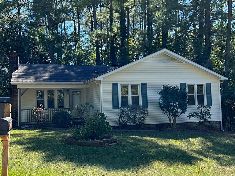 813 Plentywood Ct — Photo 1