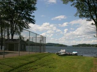 9 Cedar Trl, Danbury, CT 06811