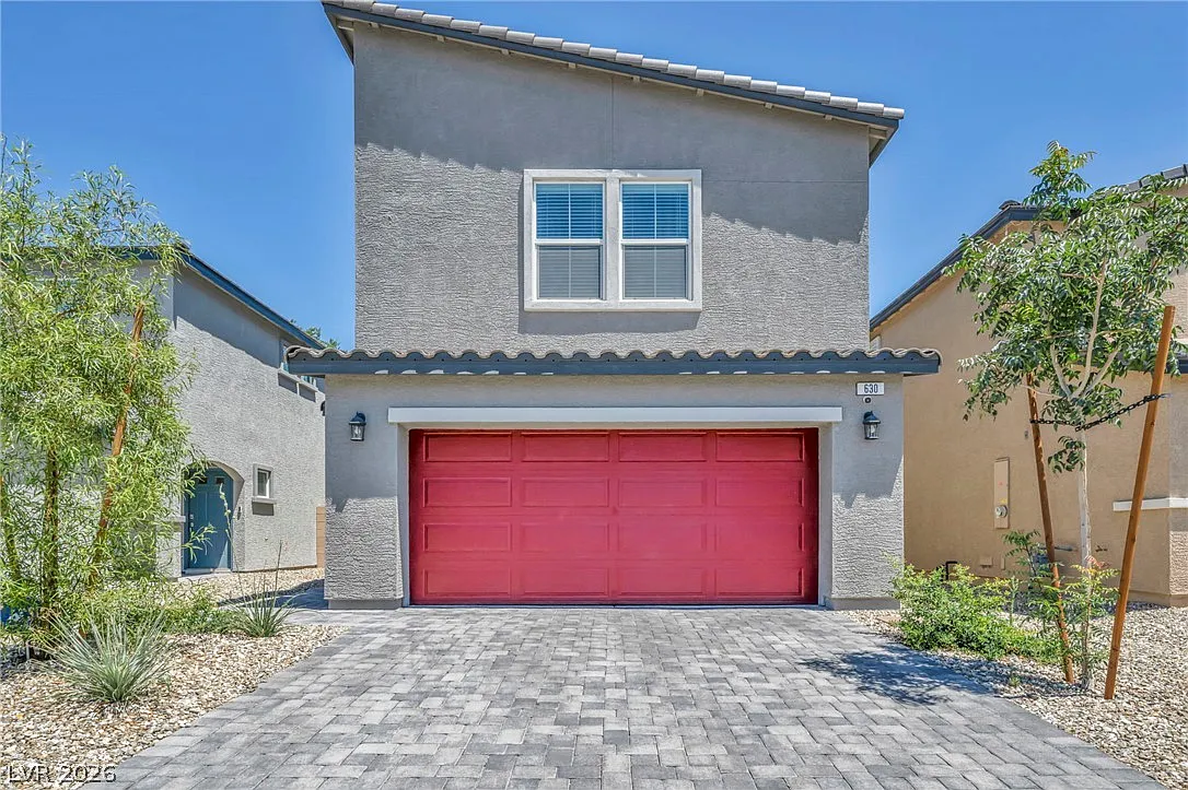 4 bed, 2.5 bath, 1554 sqft, $2,505 — Photo 1